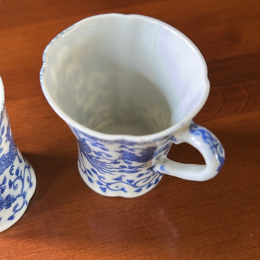 Vintage Antique Blue and White Chocolate Ceramic Cups - Picture 12 of 13